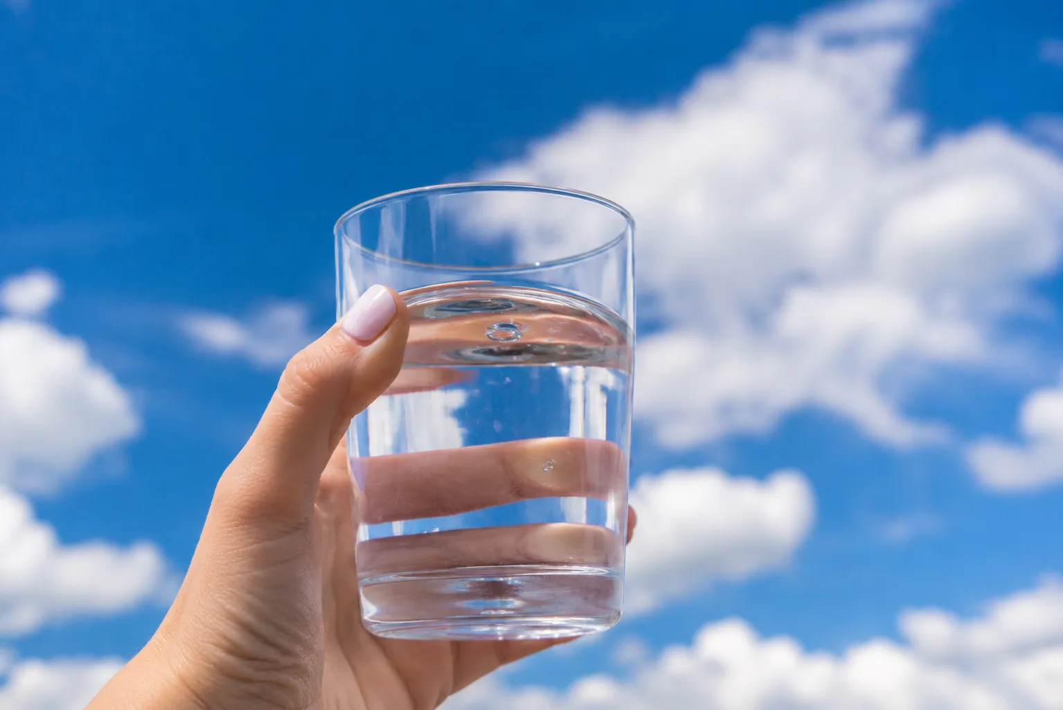 Alkaline water and hydrogen water: what is the difference