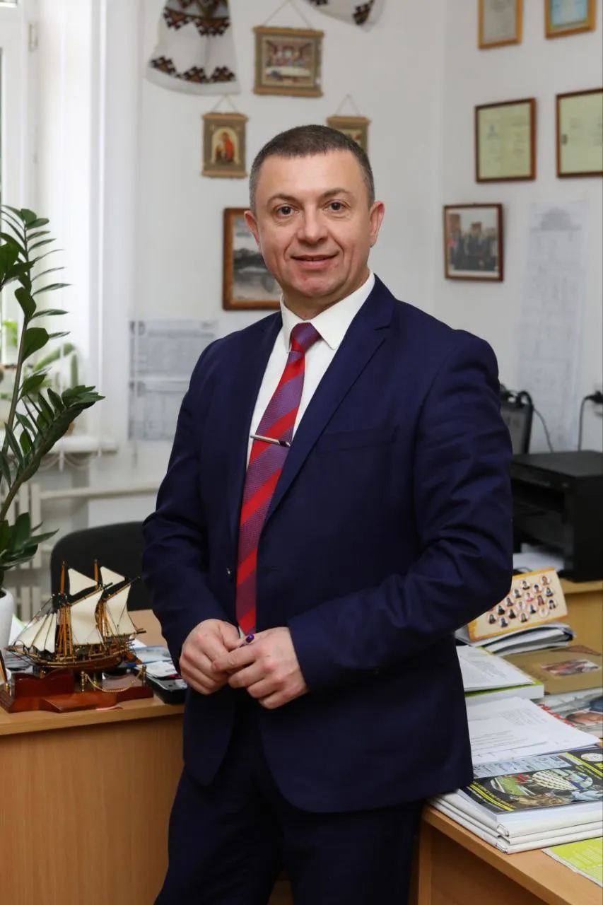 Prof. Oleh Pokotylo in his office